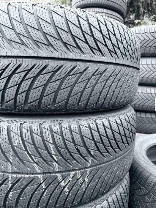 215 50 18 Michelin Alpin 5 90% 2024 Шини Зима