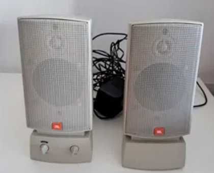 Colunas JBL de computador
