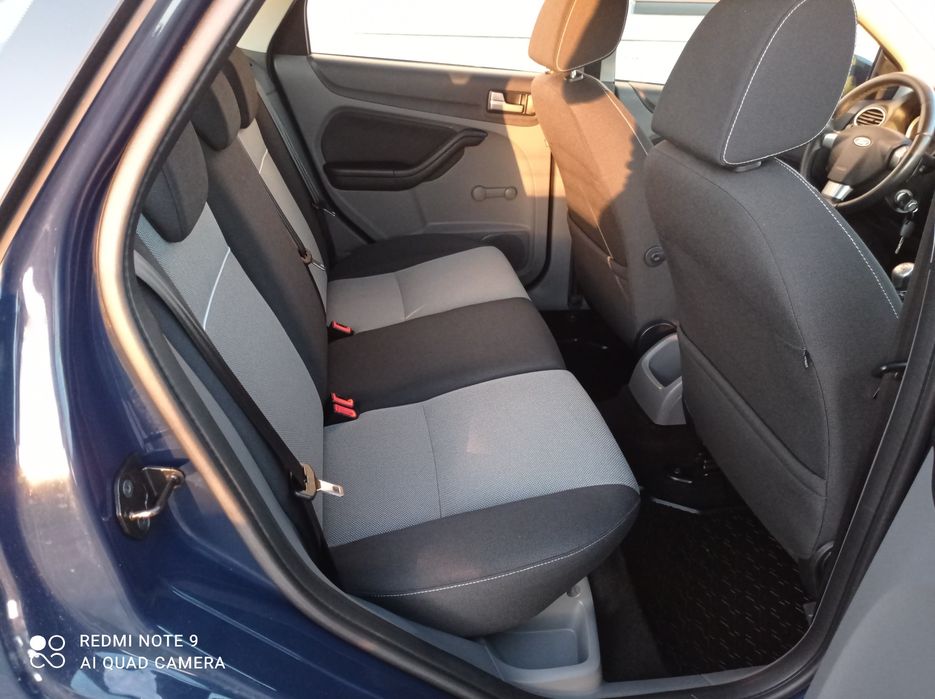 • Ford Focus •2011 • 1.6 benzyna • 5 drzwi • z Niemiec •