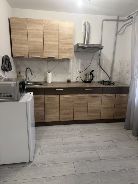 Квартира-студія подобово