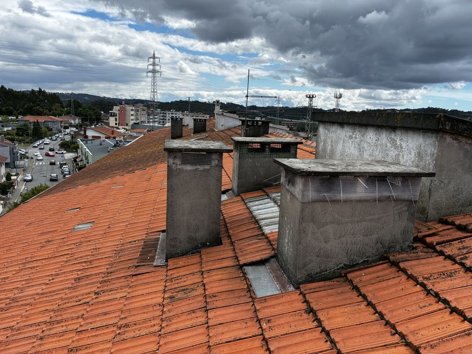 Telhas antigas. Entulho