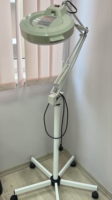 Лампа, лампа лупа