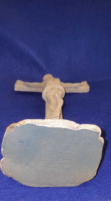 Crucifixo de mesa com imagem de Jesus Cristo
