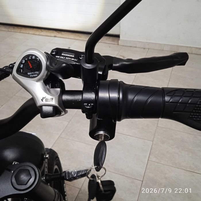 Bicicleta elétrica, 2000 W, Nova, 0 Km,  2 Bateria 40 Ah.