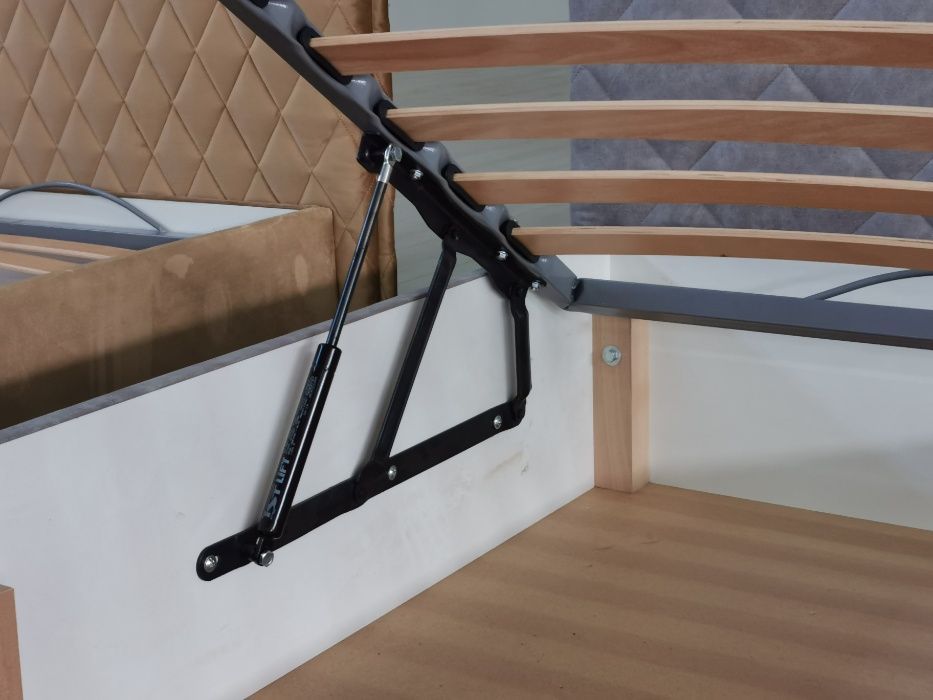 Мягкая двуспальная кровать Diamond 160Х200с нишей для белья Одесса