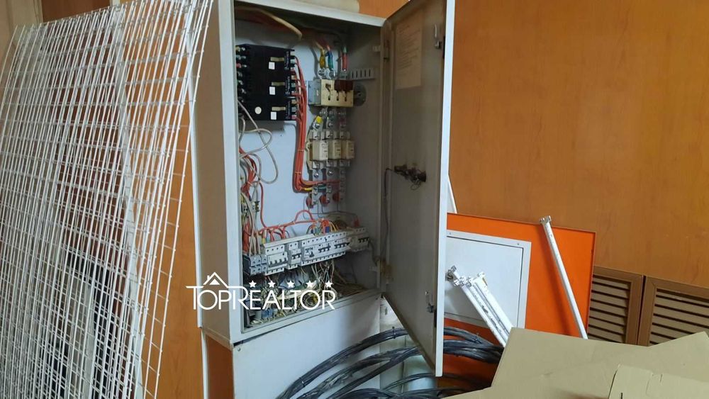 Продам нежитлове приміщення на вул. Киргизька 19. Немишлянський р-н