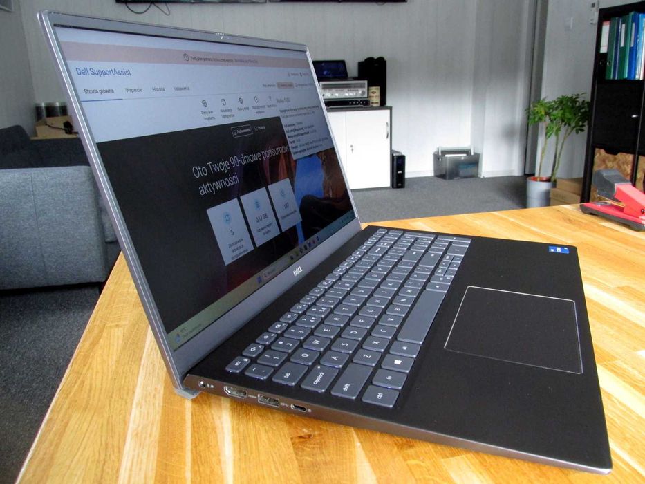 Dell Vostro 5502 15" i5 16GB 256GB laptop notebook (79)