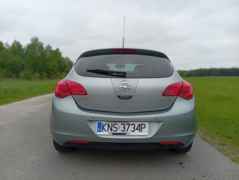 Astra j, mały przebieg