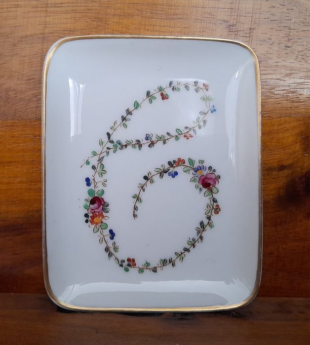 Taça aneleira porcelana Artibus Monograma C