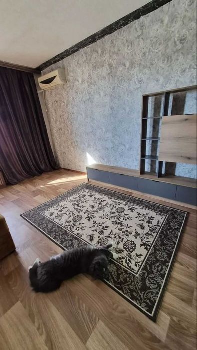 Продам ПРИЛИЧНУЮ 2-ком. на Тополе.