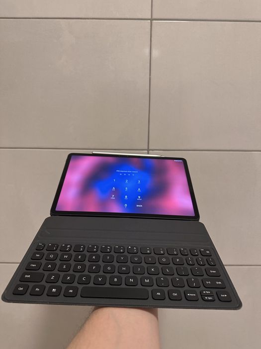 Huawei Matepad 11 + klawiatura i rysik