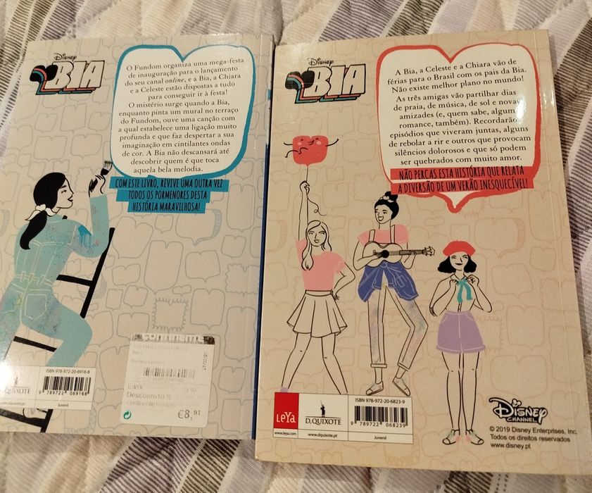 2 livros  BIA da Disney