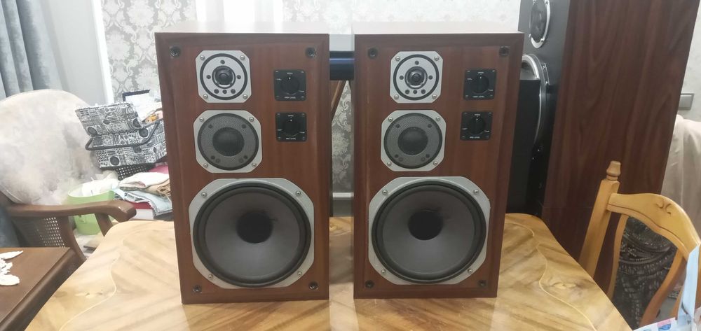 Yamaha NS-590-690-1000 ( Japan )
