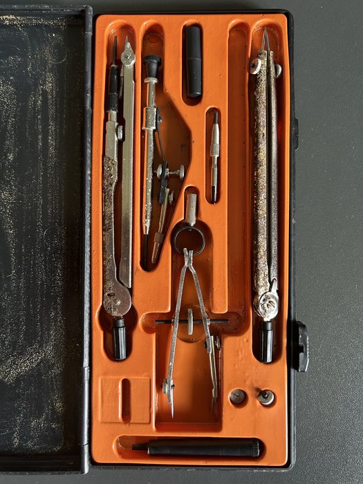 Zestaw kreślarski prl