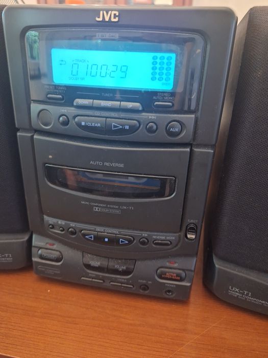 WIEŻA  JVC Model UX T1/kolumny model UX-BS1005
