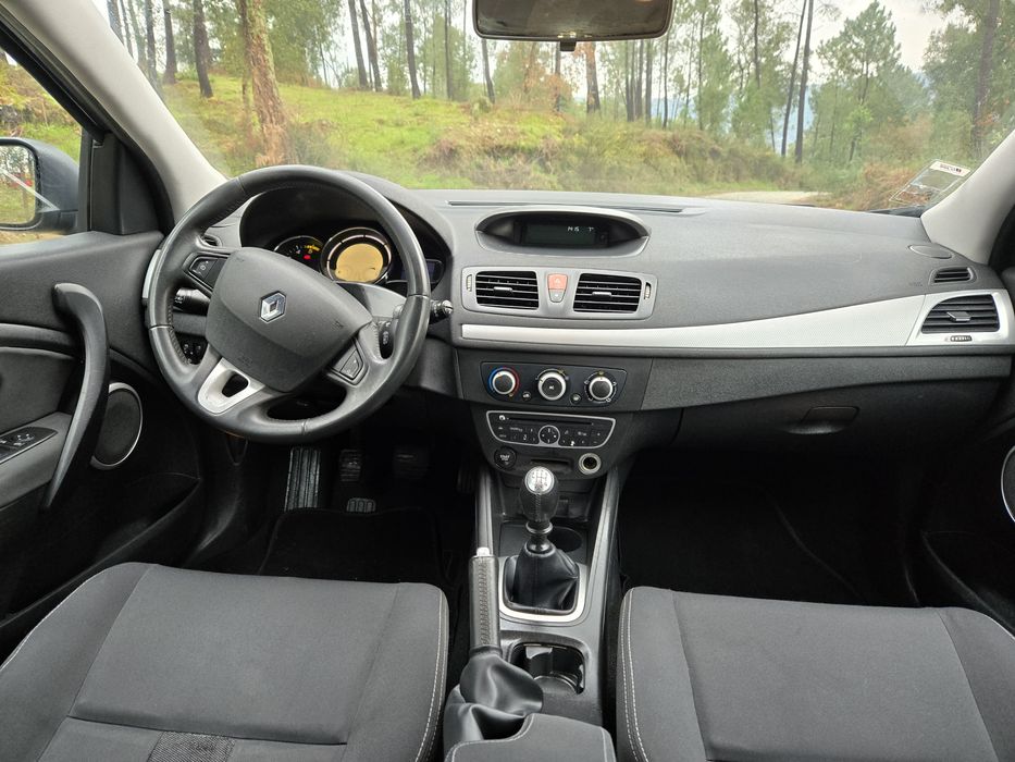 Revisada, sem nada a apontar.  Pronta para viajar com a família