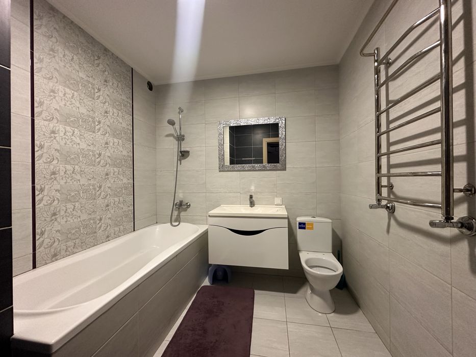 Таунхаус Центр 72 м с ремонтом 2 комнаты +Кухня гостиная