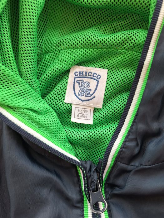 Casaco corta-vento e chuva, Chicco, 116 cm, 6 anos.