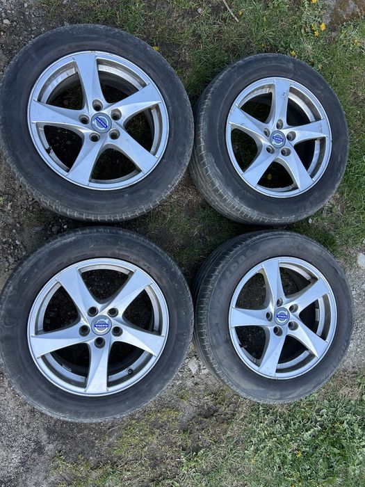 Oryginalne felgi Volvo r16