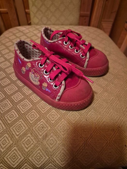 Buty dla dziewczynki