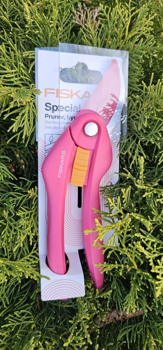 Sekator fiskars nowy