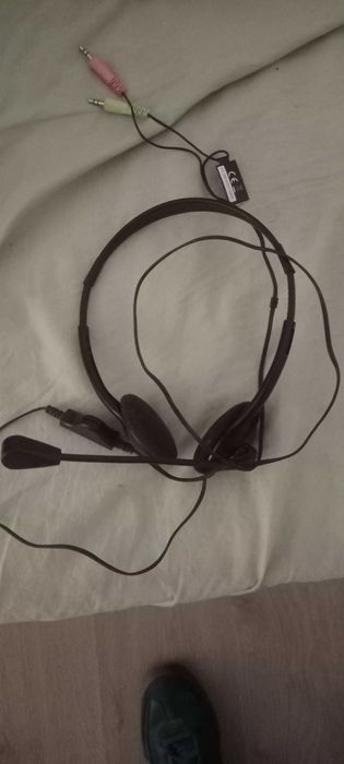 Vendo dois Auscultadores em ótimo estado