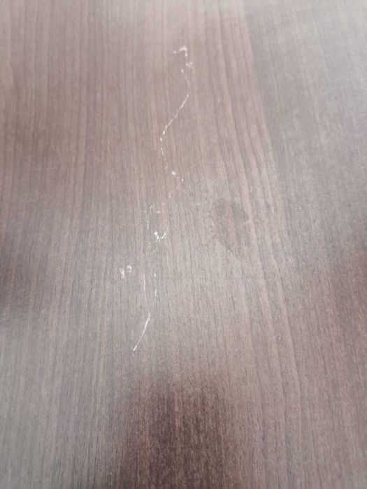 2 mesas quadradas 60x60 15 euros cada