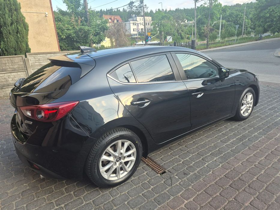 Mazda 3 2017r 1właściciel Polski Salon manual bezwypadkowy SkyEnergy+dodatki