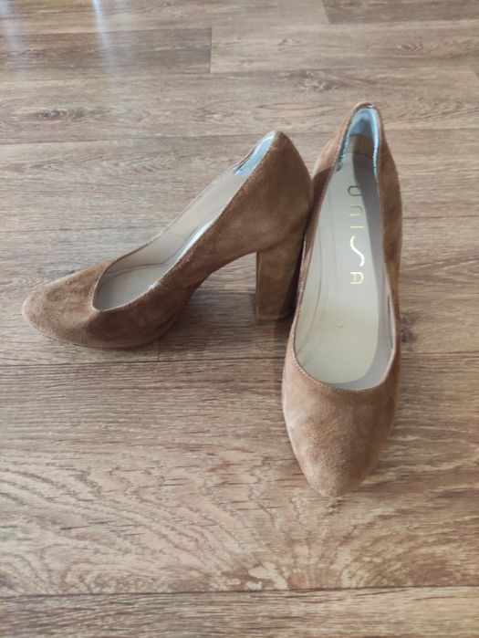 Замшеві натуральні туфлі