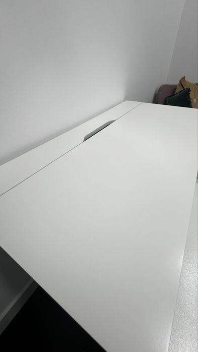 Secretaria do Ikea ALEX