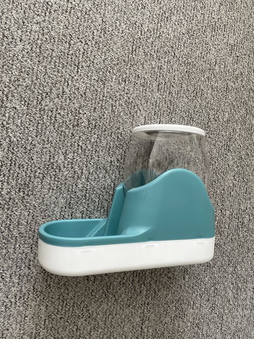 Поїлка для собак