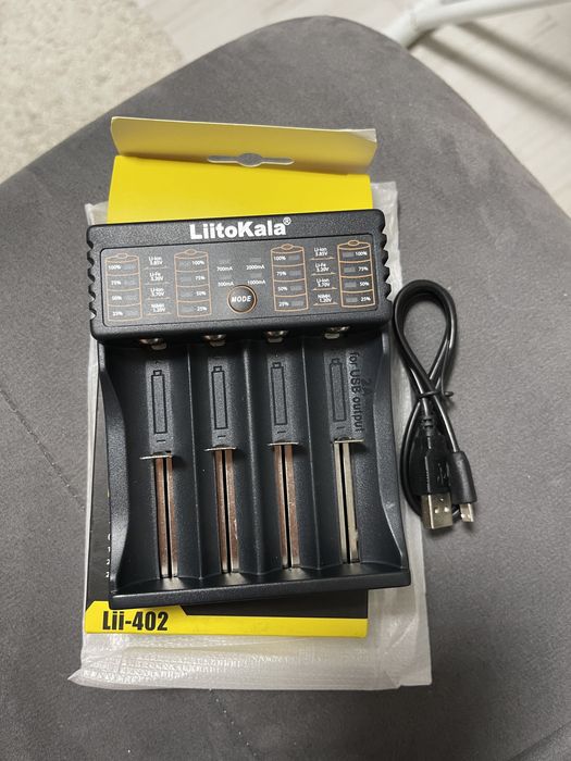 Зарядний пристрій LiitoKala Lii-402 (4 канала)