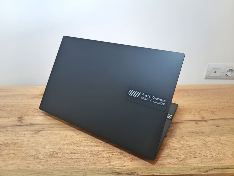 14' FHD Asus Vivobook 14/AMD Ryzen 3 7320U/4GB DDR5/SSD 256GB