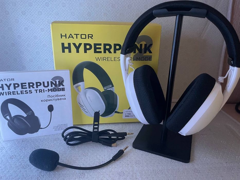 У наявності ігрові навушники  HYPERPUNK 2 провідні та без провідні