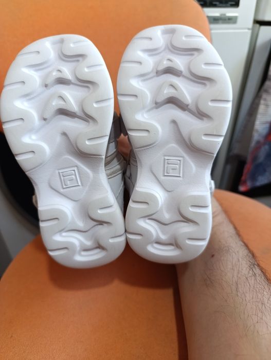 Кроссовки Fila оригинал!!