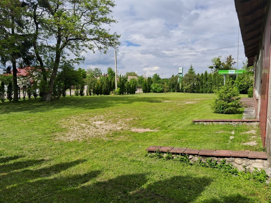 Оренда приміщення 200м2+виставковий майданчик 15сот