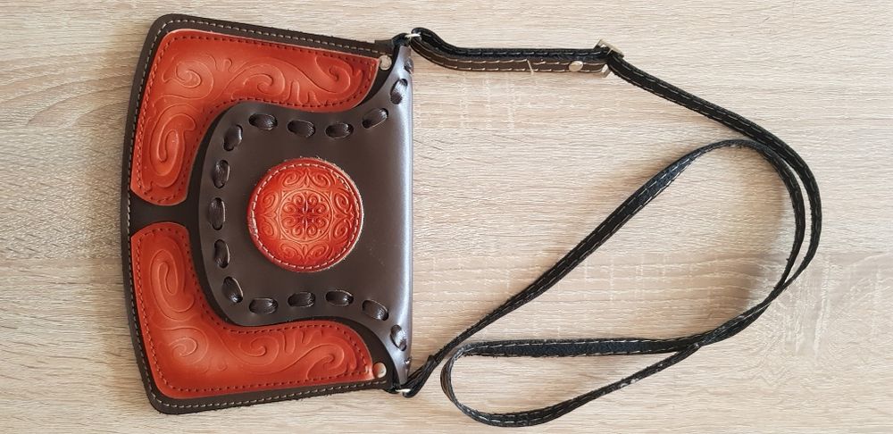 Сумочка шкіряна жіноча