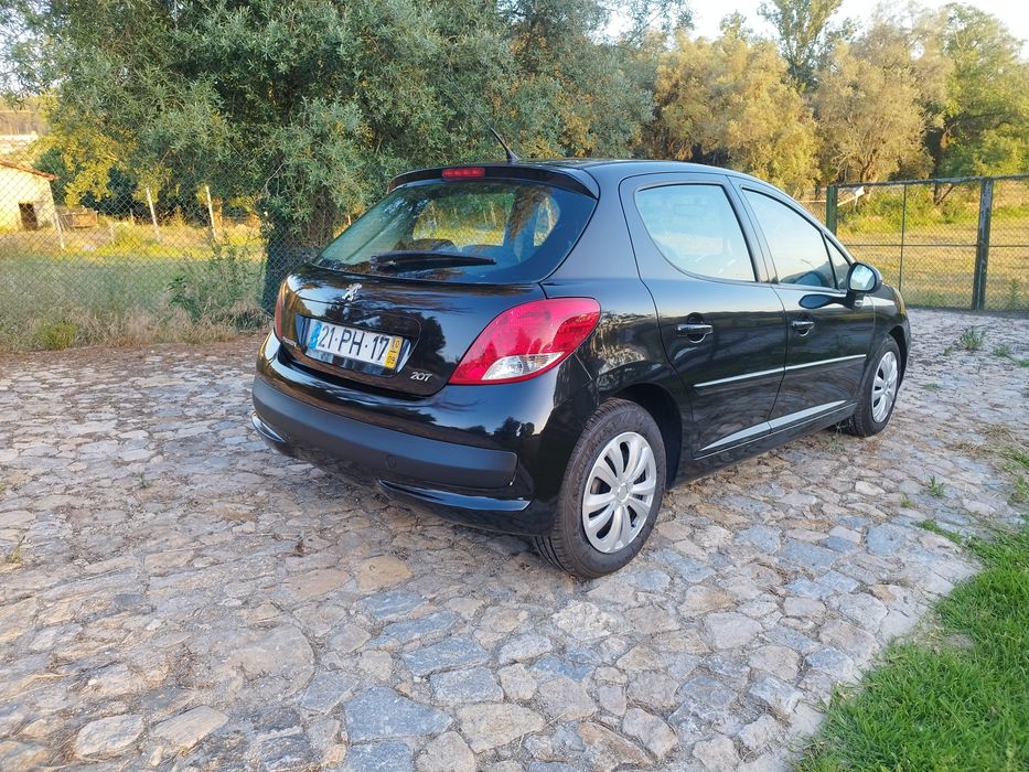Peugeot 207 excelente estado de conservação analiso retoma