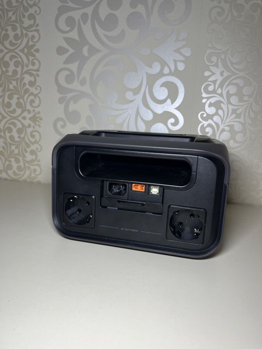 Зарядна станція Ecoflow River 3 plus wireless