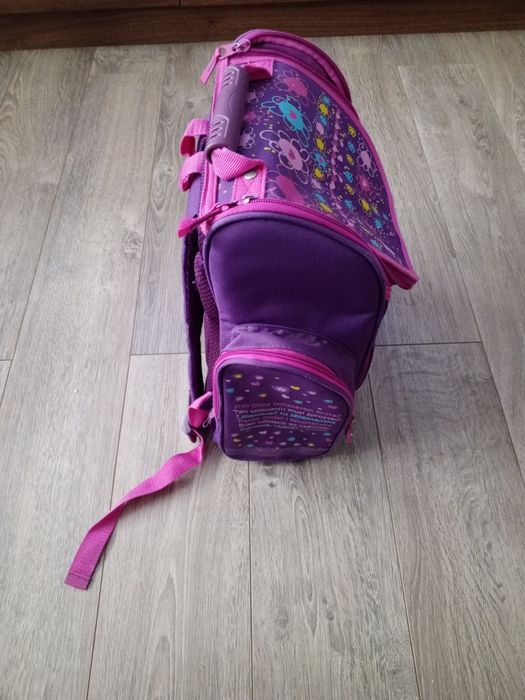 Plecak dziewczynka sztywne plecy
