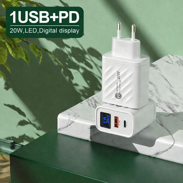 Ładowarka USB - C Quick Charger z wyświetlaczem LCD Nowa
