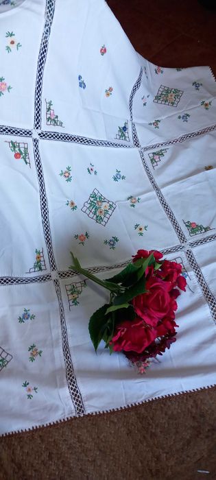 Toalhas bordadas a mao