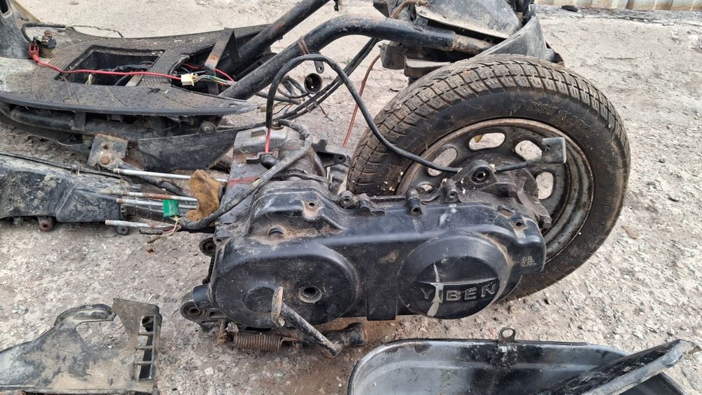 Скутер YIBEN 50cc