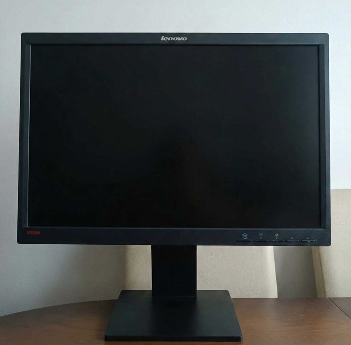 Monitor Lenovo ThinkVision L2250p 22" | 1680x1050 | Komplet Kabli