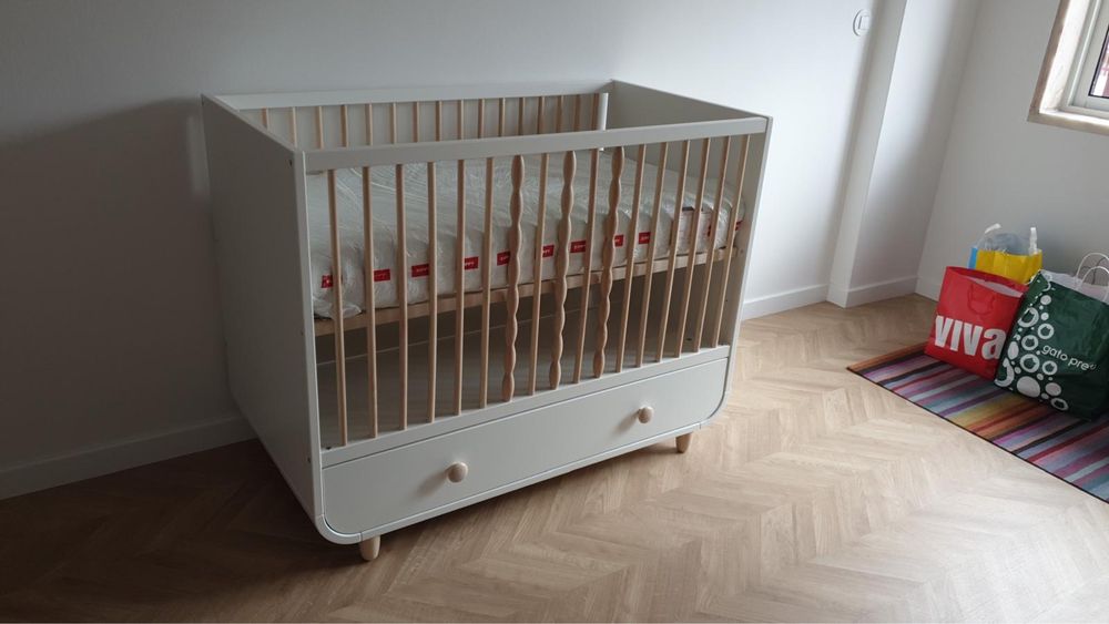 Cama/berço IKEA com colchao