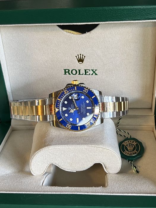 Submariner Date Just “bluesy”