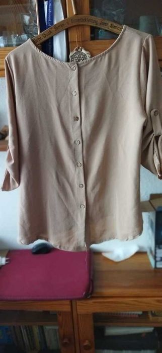 Dwie eleganckie bardzo wygodne bluzki.L