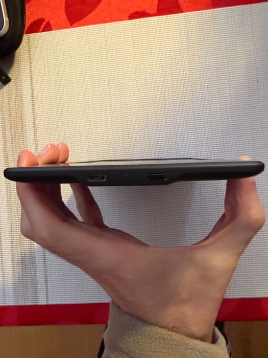 Kindle Paperwhite, 6" High Resolution