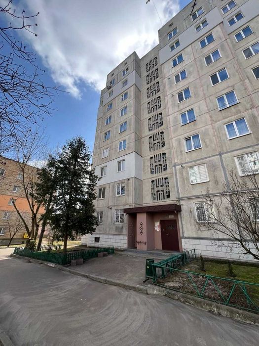 Продається простора 3 -к квартира біля центру Ірпеня!