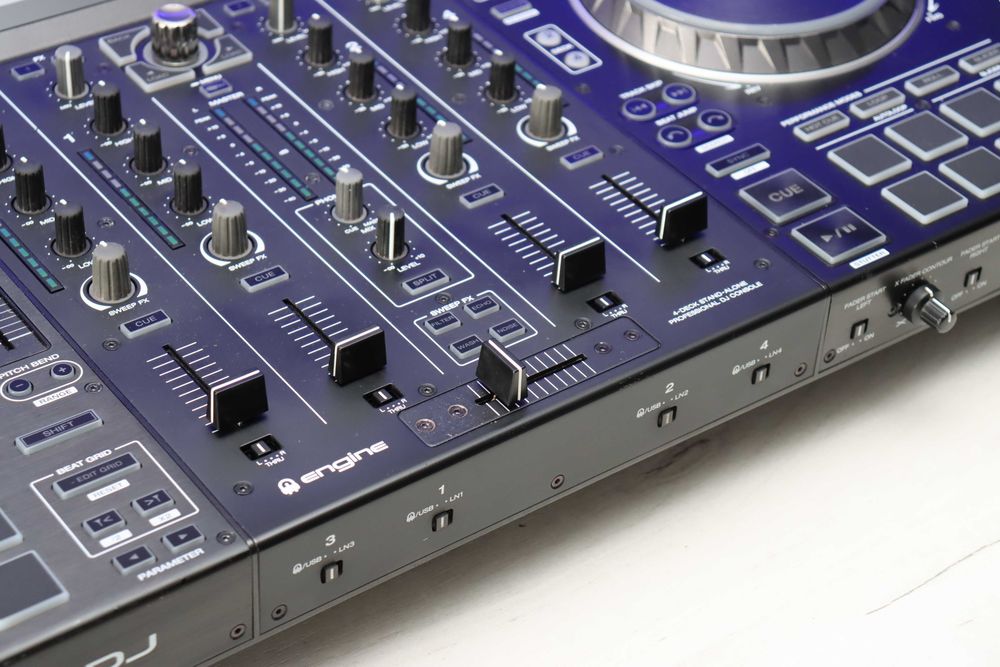 Denon Prime 4 Kontroler Gwarancja